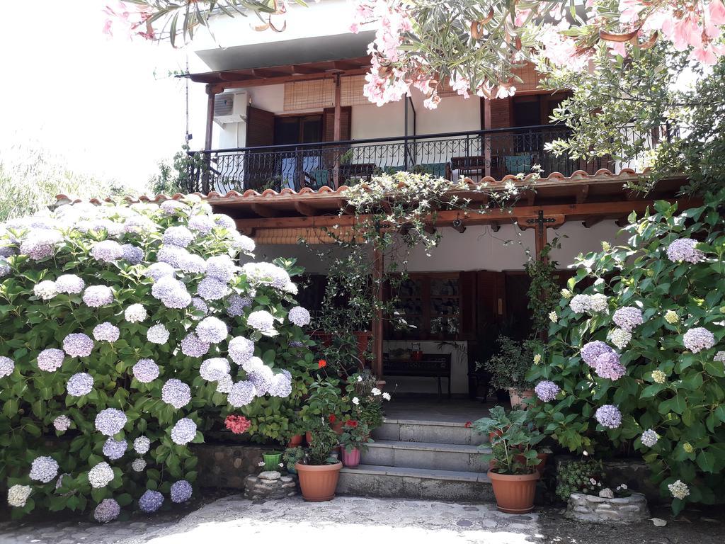 Akamatis Giorgos Hotel Therma  Exterior photo