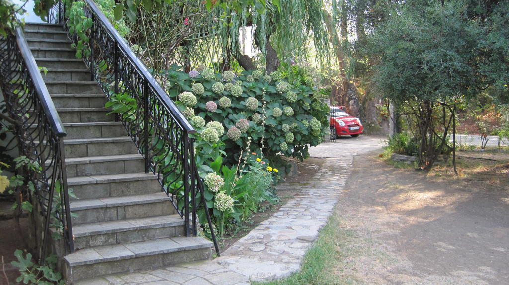 Akamatis Giorgos Hotel Therma  Exterior photo